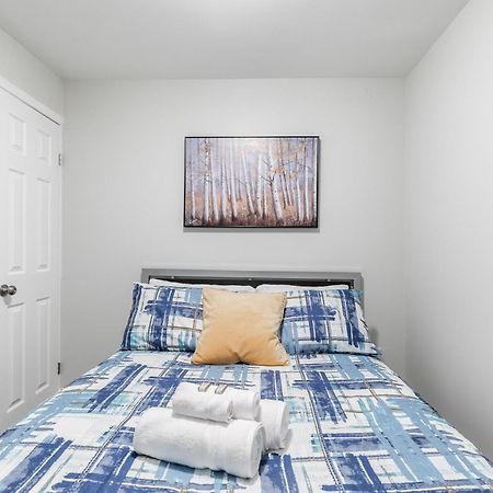 1Br Basement Condo - James Street Hamilton Extérieur photo
